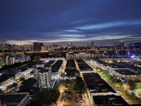 Serviced Apartment in Sri Petaling, Kuala Lumpur